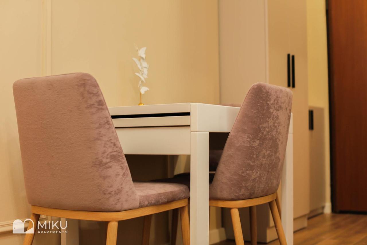 Miku Apartment - Perfect 1Bedroom At Komuna E Parisit Tiranë Ngoại thất bức ảnh