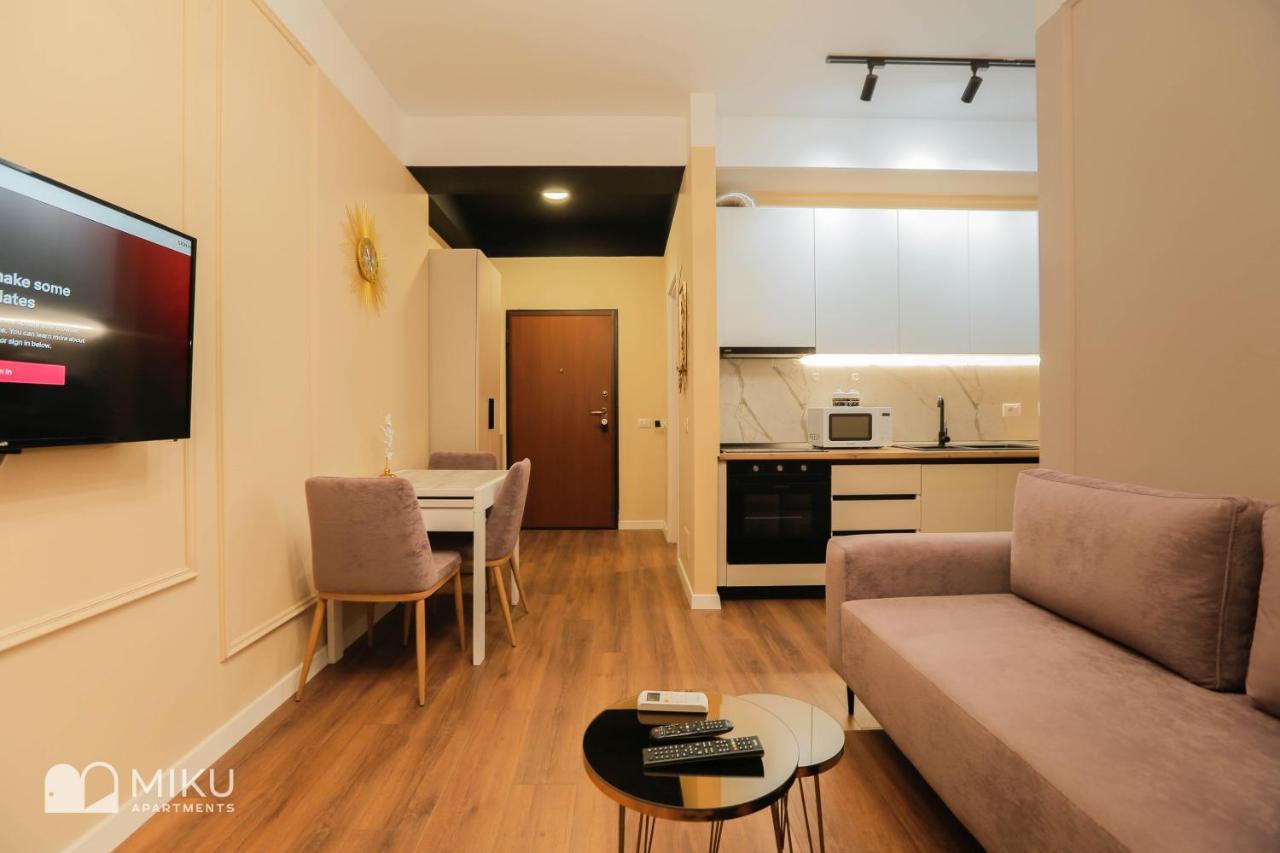 Miku Apartment - Perfect 1Bedroom At Komuna E Parisit Tiranë Ngoại thất bức ảnh
