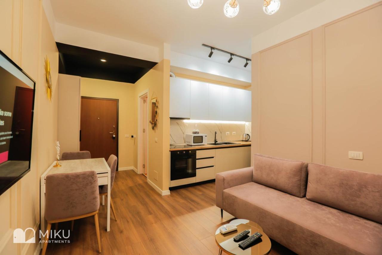 Miku Apartment - Perfect 1Bedroom At Komuna E Parisit Tiranë Ngoại thất bức ảnh