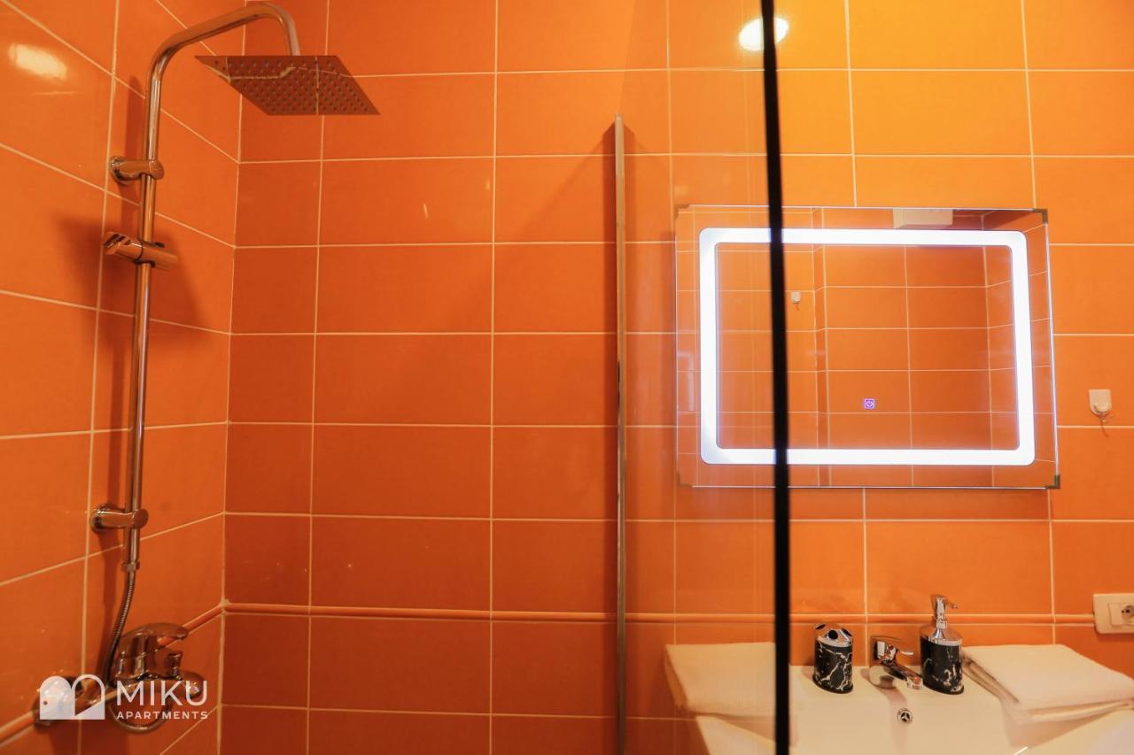Miku Apartment - Perfect 1Bedroom At Komuna E Parisit Tiranë Ngoại thất bức ảnh