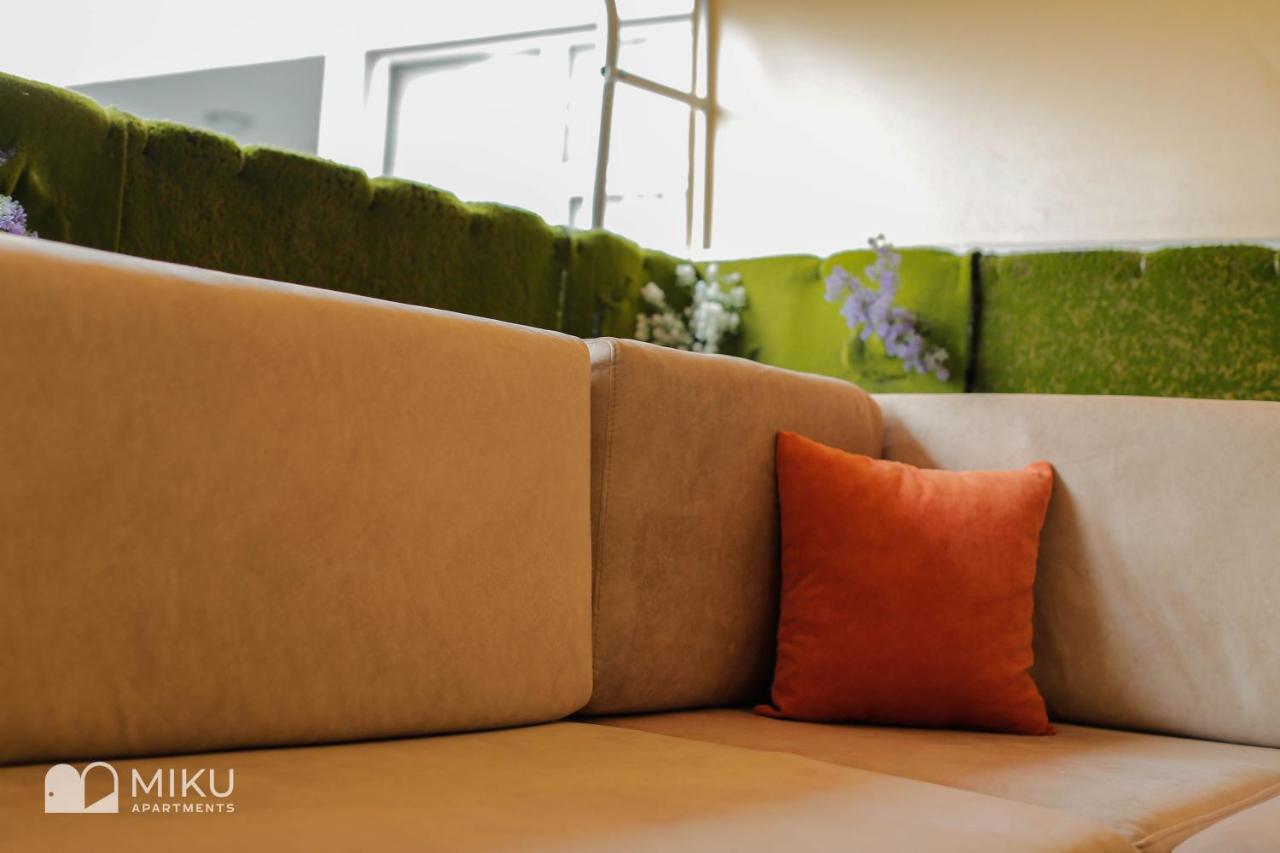 Miku Apartment - Perfect 1Bedroom At Komuna E Parisit Tiranë Ngoại thất bức ảnh